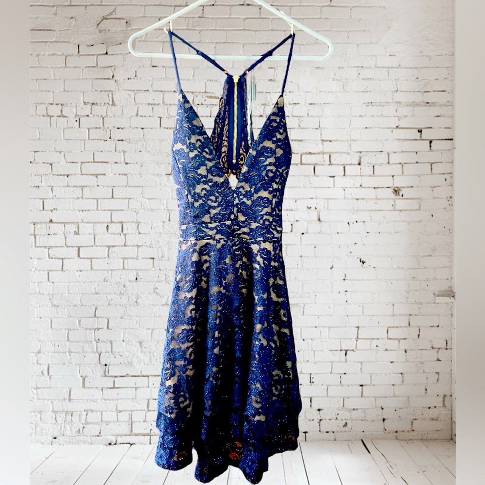 Emerald Sundae cocktail dress. Glittery navy overlay. Size medium.